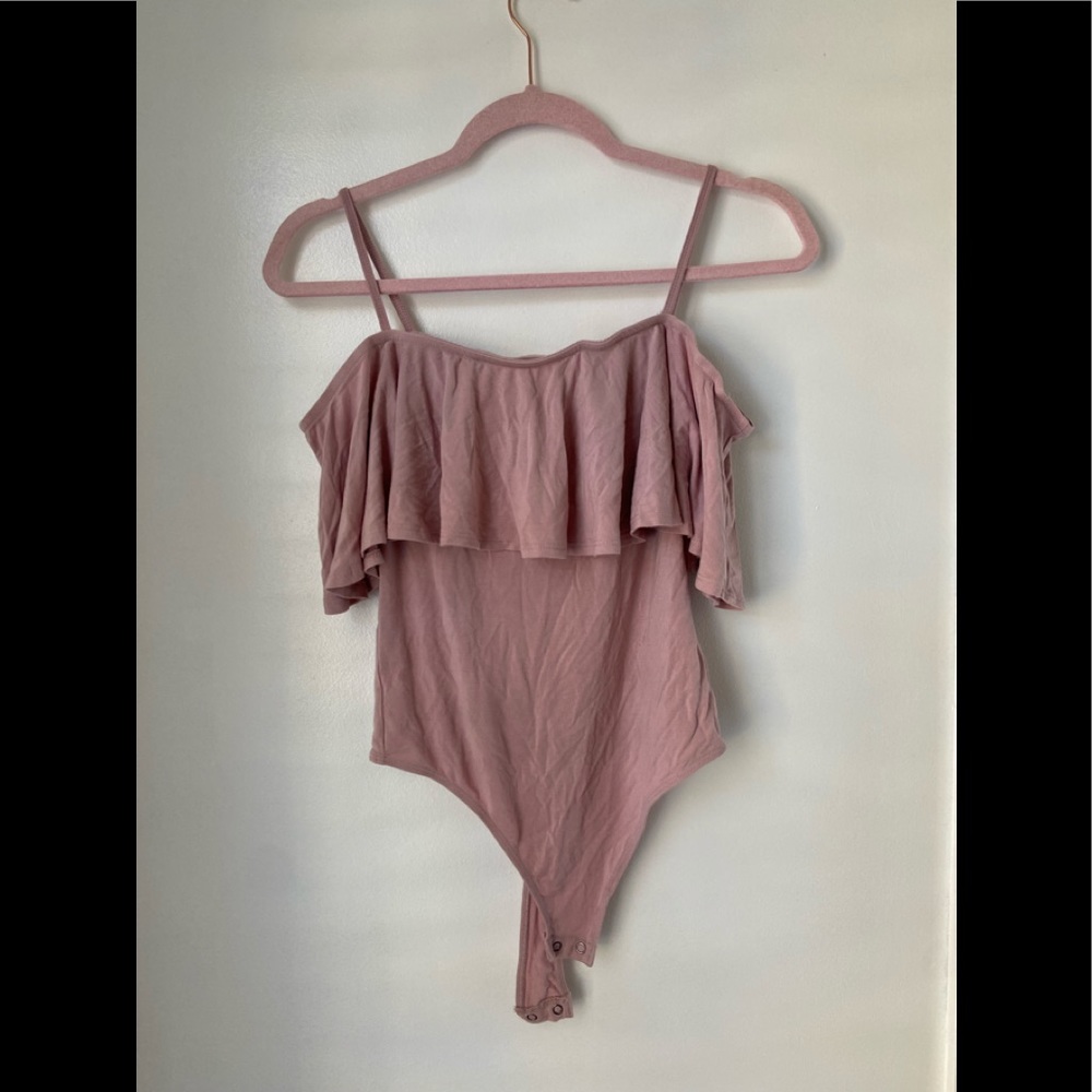 Super cute EXPRESS pink leotard